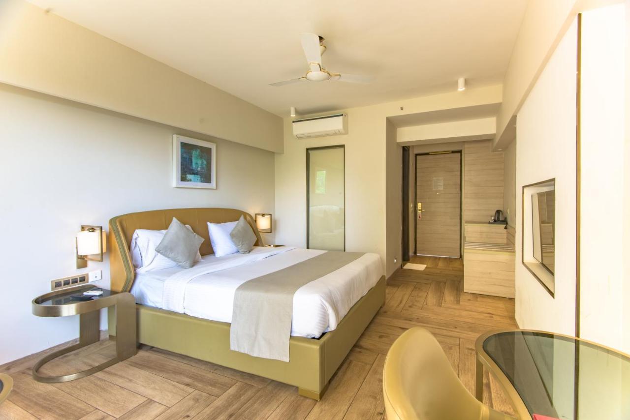 The Fern Residency Calangute-Baga, Goa Otel Dış mekan fotoğraf